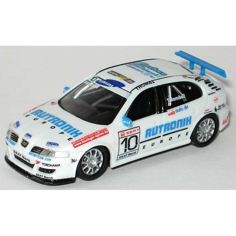 Model redukcyjny Seat Leon Cupra R Marschall, skala 1:87, Herpa. Biały z niebieskimi akcentami.