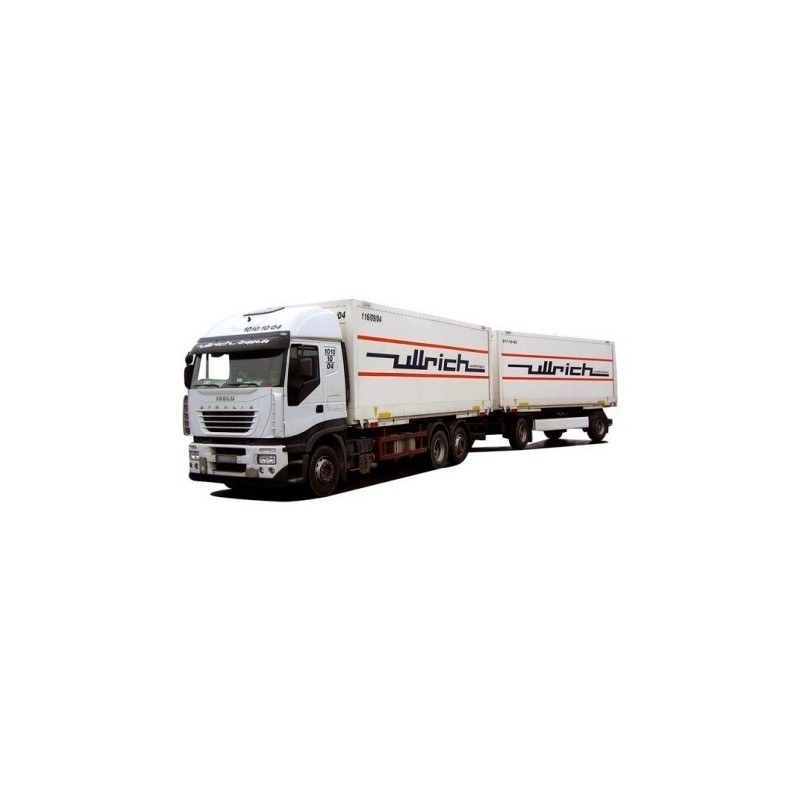 Model Iveco Stralis WKHZ, skala 1:87, AWM. Biały ciągnik siodłowy z naczepą, logo "Ullrich".
