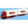 Model redukcyjny Scania WKTaHZ, skala 1:87, AWM. Czerwony ciągnik z białymi naczepami, logo "Wayres".