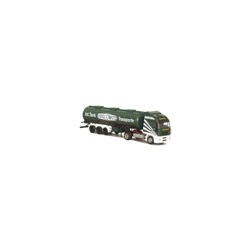 Model Iveco Stralis, skala 1:87, AWM54184. Zielony cystern, białe i czarne paski, logo "Kralowetz Transporte".