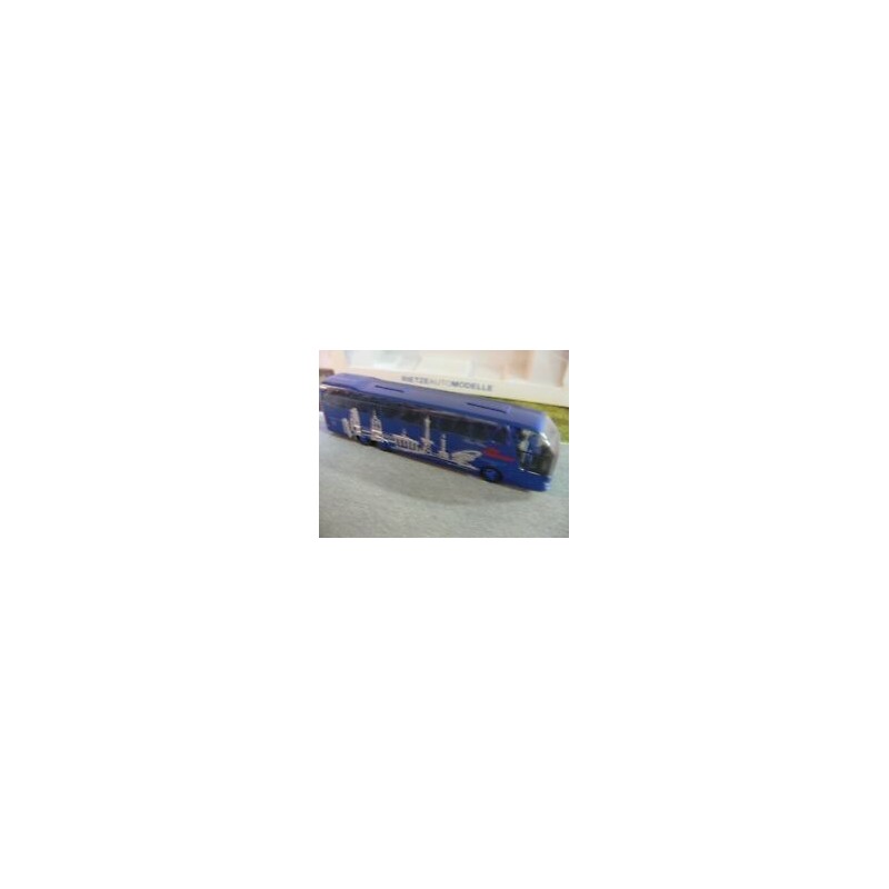 NEOPLAN Starliner, skala 1:87, metal i plastik, szczegółowe malowanie.