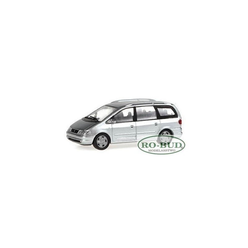 SEAT Alhambra metallic, skala 1:87. Srebrny minivan z metalicznym wykończeniem.