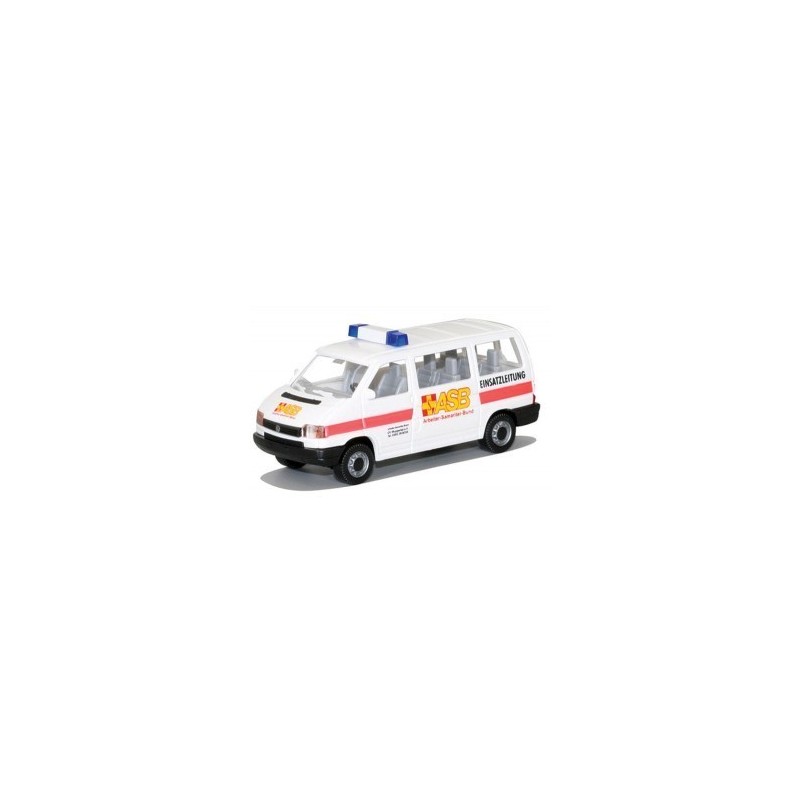 Model VW T4, skala 1:87, AWM. Biała karetka z czerwonymi paskami i napisem ASB.