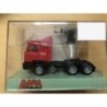Model MAN F 90, skala 1:87, czerwony, 3-osiowy.