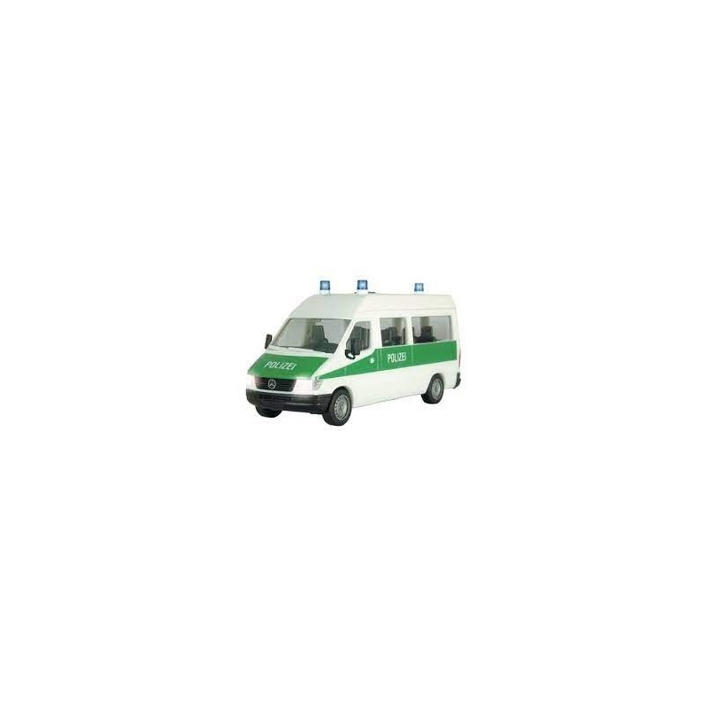 Model redukcyjny MB Sprinter Polizei, skala 1:87, producent nieznany. Zielone malowanie, napis "POLIZEI".