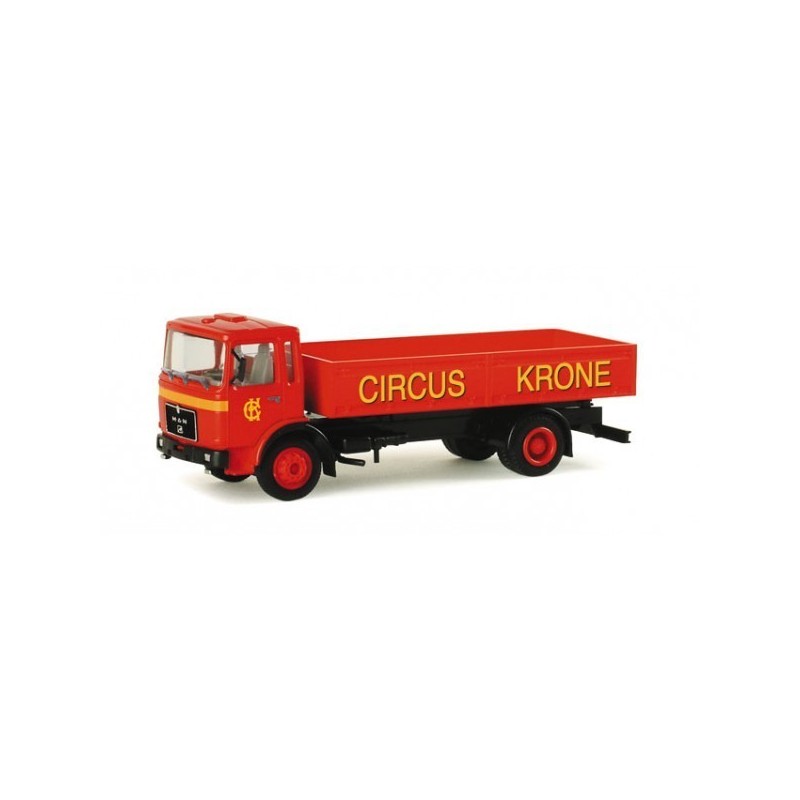 Model redukcyjny MAN F8, skala 1:87, Herpa. Czerwona naczepa Circus Krone.