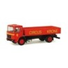 Model redukcyjny MAN F8, skala 1:87, Herpa. Czerwona naczepa Circus Krone.