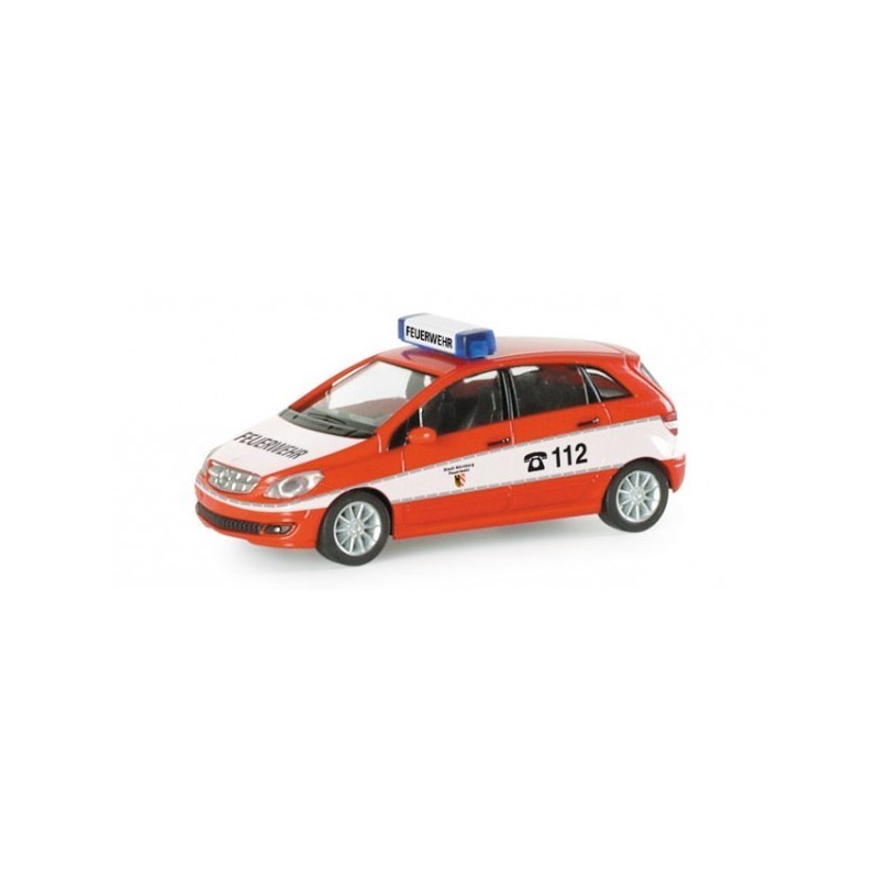 Mercedes Benz B-Class, skala 1:87, Herpa. Malowanie straży pożarnej Nuremberg, oznaczenie 112.