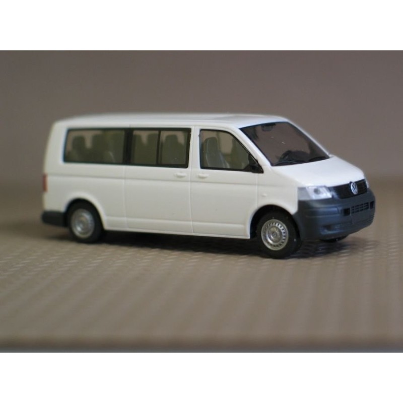 Model redukcyjny VW T5 Transporter Bus, skala 1:87, biały.
