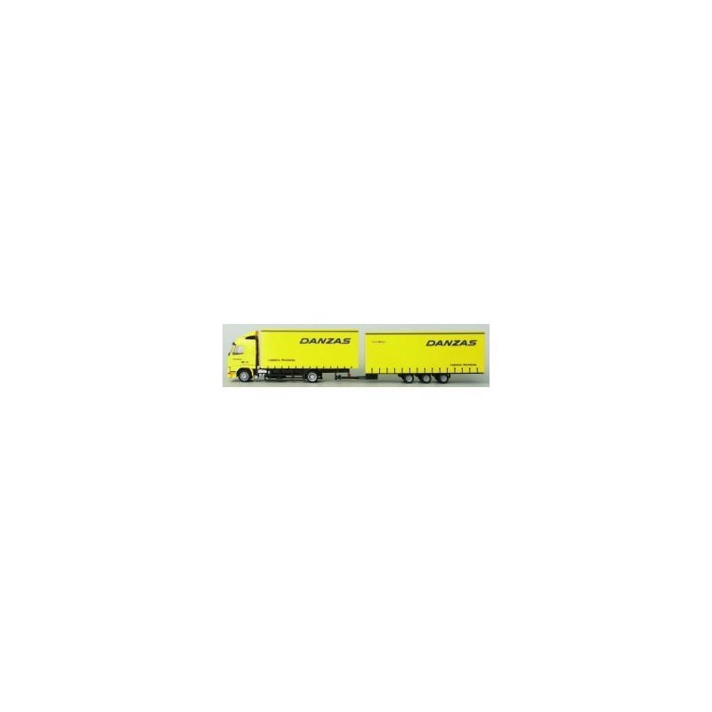Model redukcyjny Volvo FH Glob. - Tridem-G-KHZ, skala 1:87, AWM. Żółty z napisem DANZAS.