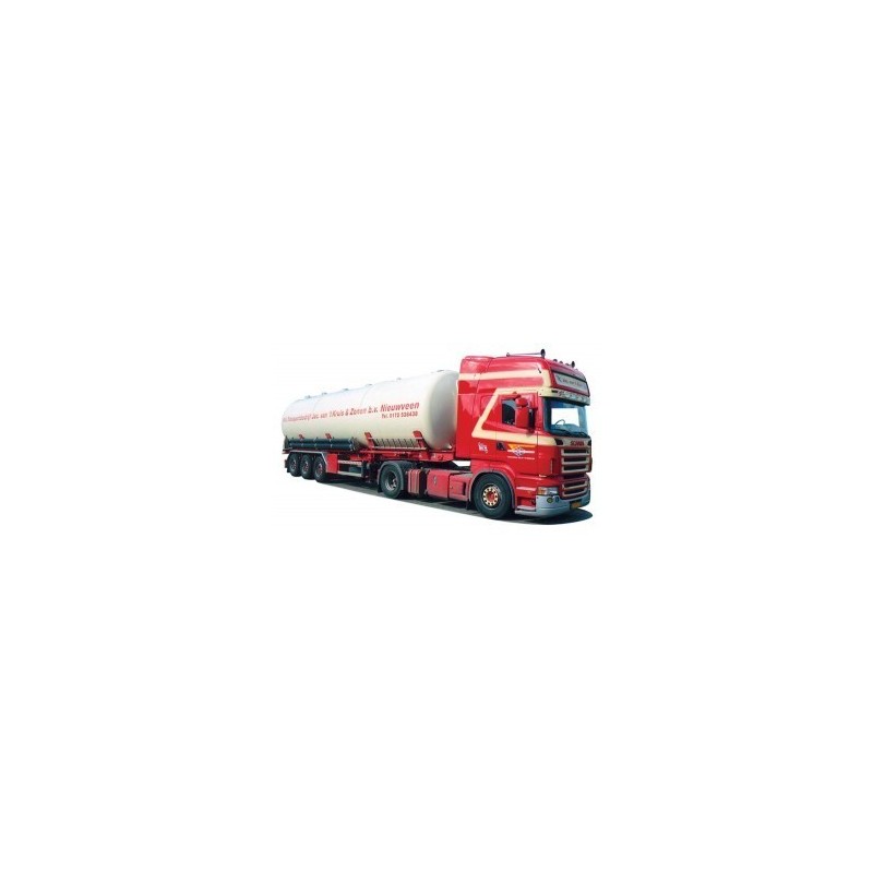 Model Scania R, skala 1:87, AWM. Czerwony ciągnik siodłowy z białą cysterną, logo firmy Newaereveen.