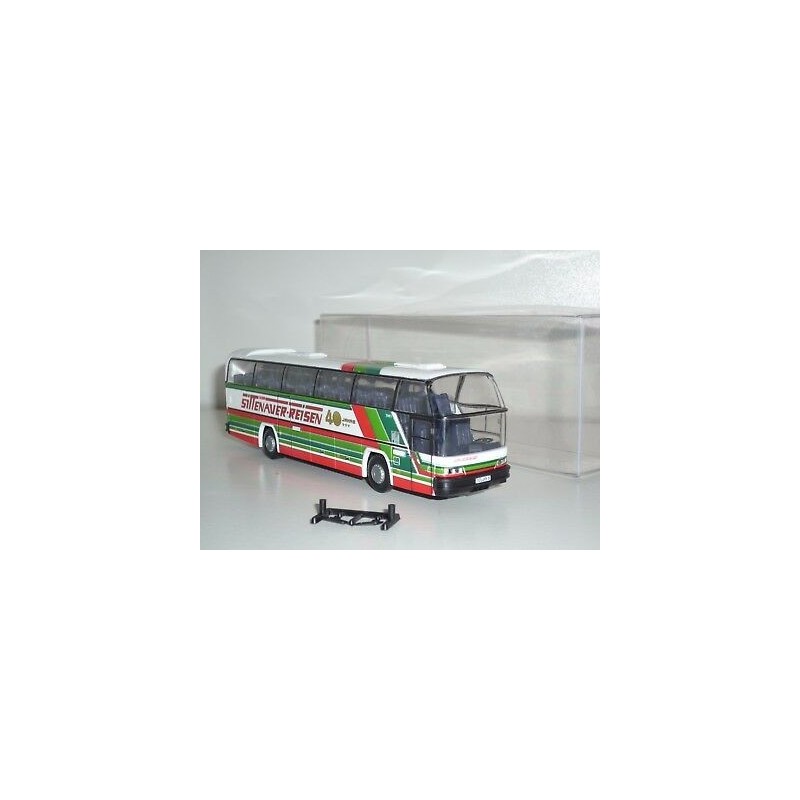 Model redukcyjny autobusu NEOPLAN Starliner, skala 1:87, malowanie Sittenauer-Reisen.