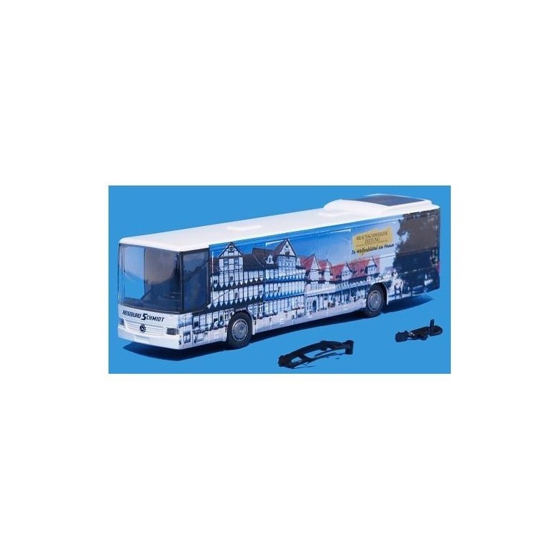 Mercedes Benz Integro Bus "Braunschweiger Zeitung", 1:87, Rietze, zadruk boczny gazety.