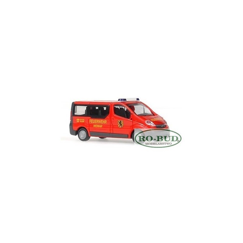 Opel Vivaro Combi MTW Feuerwehr Weimar, skala 1:87, czerwony, detale żółte.