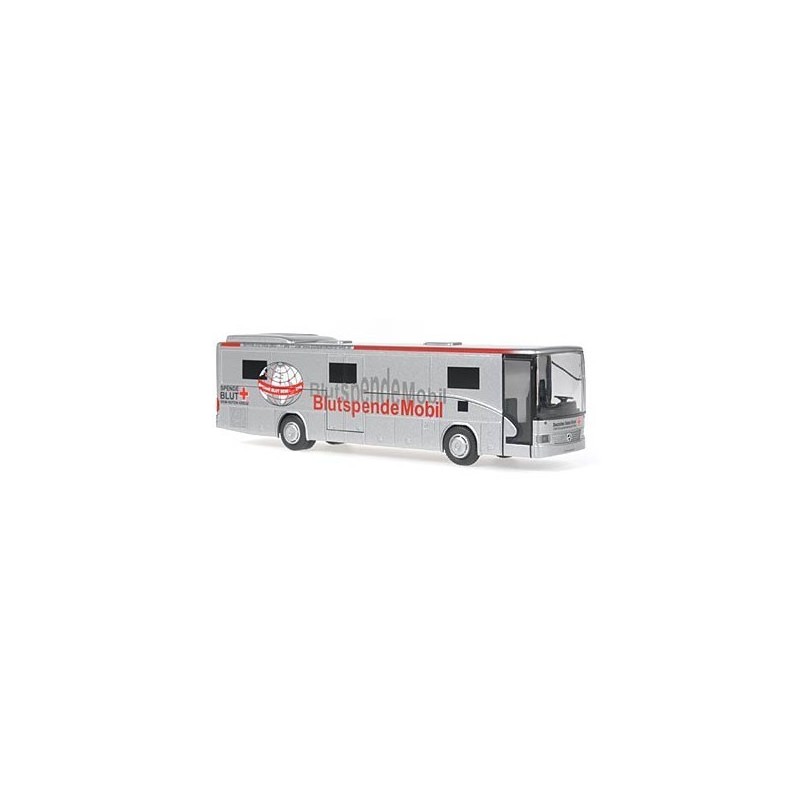 Model redukcyjny MERCEDES-BENZ Integro, skala 1:87, srebrny z czerwonymi akcentami, logo BlutspendeMobil.