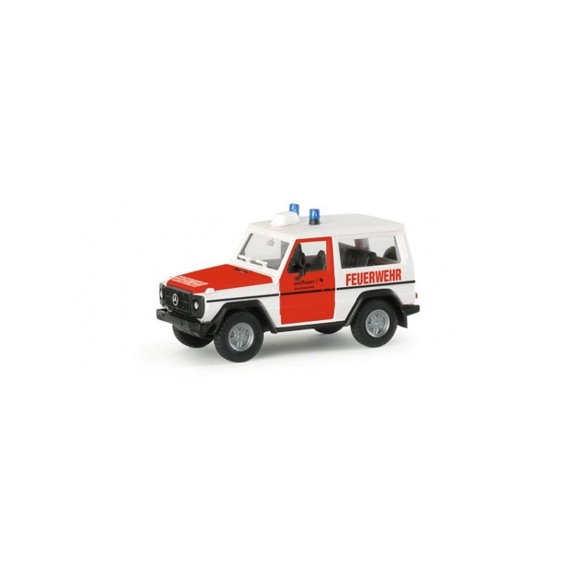 Mercedes Benz G-Modell Feuerwehr Stuttgart, skala 1:87, Herpa. Czerwono-biały samochód strażacki.