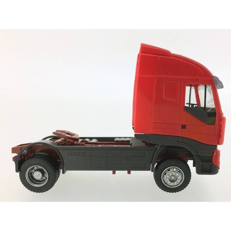 Model redukcyjny IVECO STARLIS, skala 1:87, czerwony.
