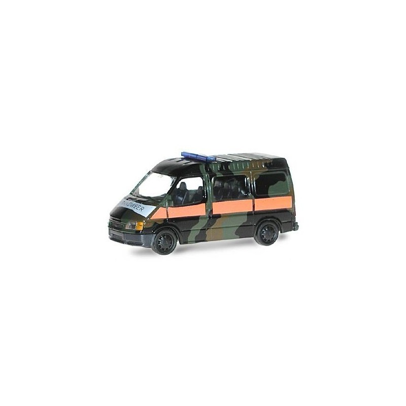 Model redukcyjny FORD Transit Militar Brandweer, skala 1:87. Zielono-brązowa kamuflaż, pomarańczowy pas, napis "BRANDWEER".