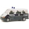Model redukcyjny FORD Transit Police, skala 1:87, Praline/Busch. Czarno-biały policyjny van, napis "POLICE".