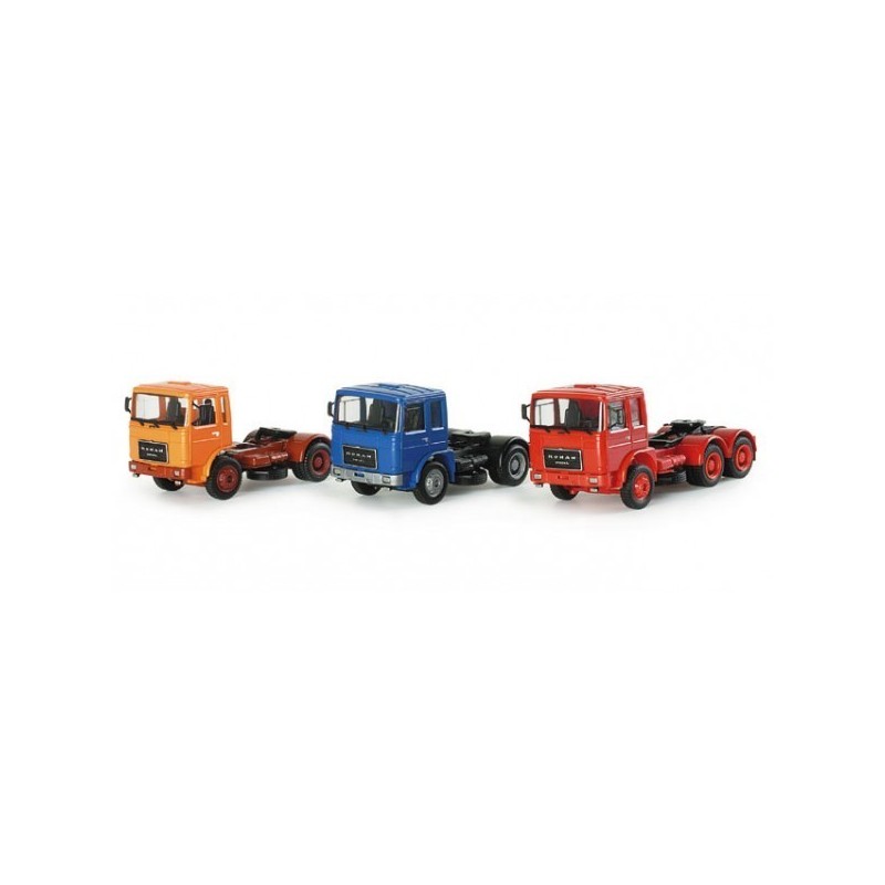 Zestaw ciągników siodłowych Roman Diesel, skala 1:87, Herpa. Trzy modele w kolorach pomarańczowym, niebieskim i czerwonym.