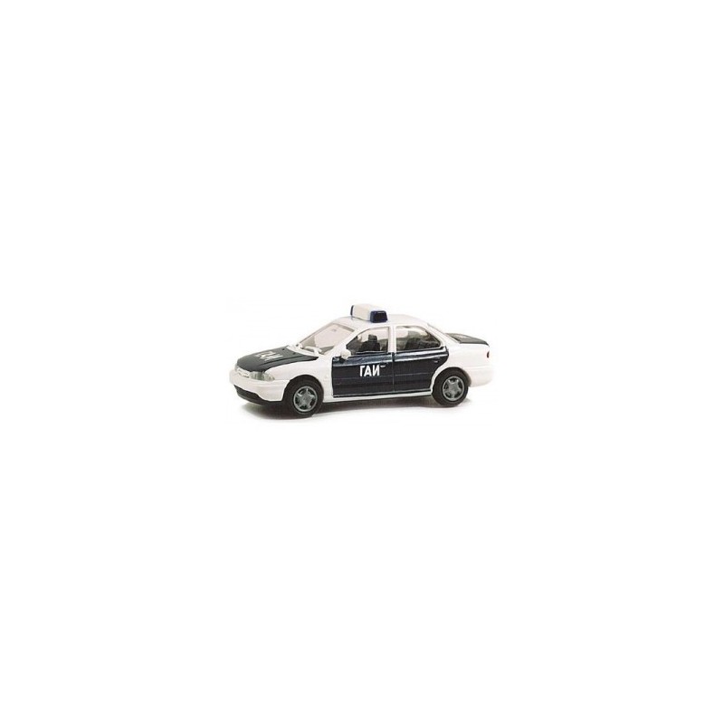 Model redukcyjny Ford Mondeo, skala 1:87, Gai. Biały i czarny policyjny wóz, oznaczenie ГAI.
