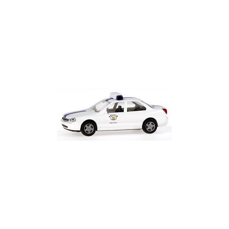 Model redukcyjny FORD Mondeo Stufenheck Politie, skala 1:87, biały z niebieskimi pasami i napisem POLITIE.