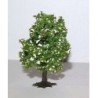 Model drzewka owocowego, 8 cm, biały, szczegółowy, z gęstymi liśćmi.
