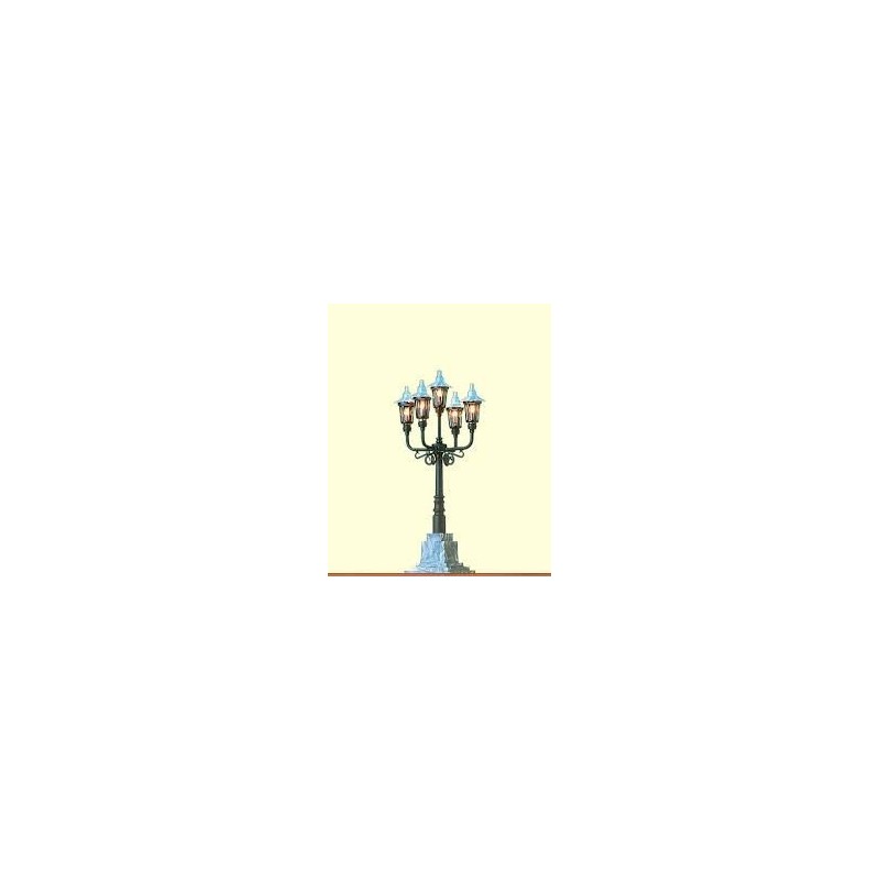 Lampa uliczna 5Arm, model redukcyjny, metalowe detale, skala nieokreślona.