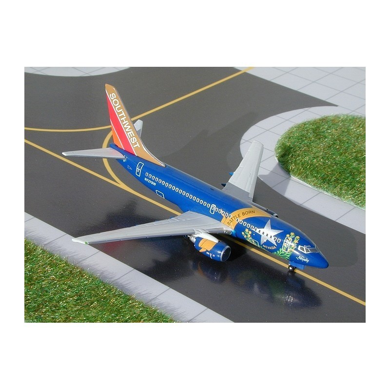 Model samolotu Boeing 737-700, skala 1:400, GeminiJets. Malowanie Southwest Airlines.