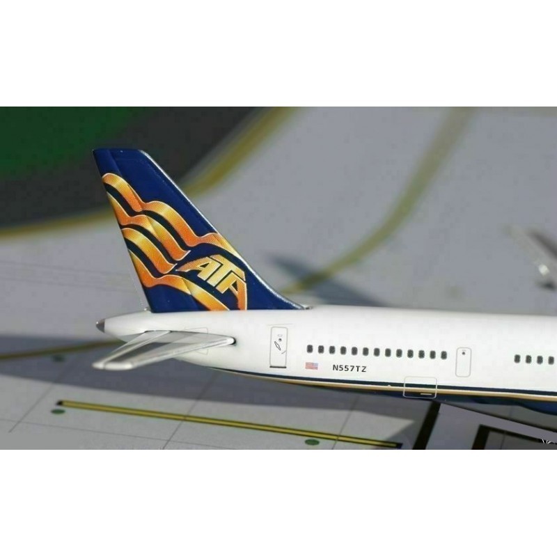 Model Boeing 757-300 1:400