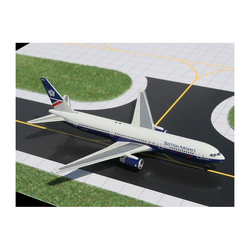Model samolotu BOEING 767-300. W barwach British Airways Gemini Jets.