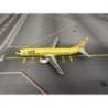 Model redukcyjny Boeing 737-400, skala 1:400, Phoenix. Żółty kadłub, logo Nok Air.