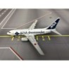 Model samolotu Boeing 737-700, skala 1/400, Phoenix. Malowanie ANA Business Jet.