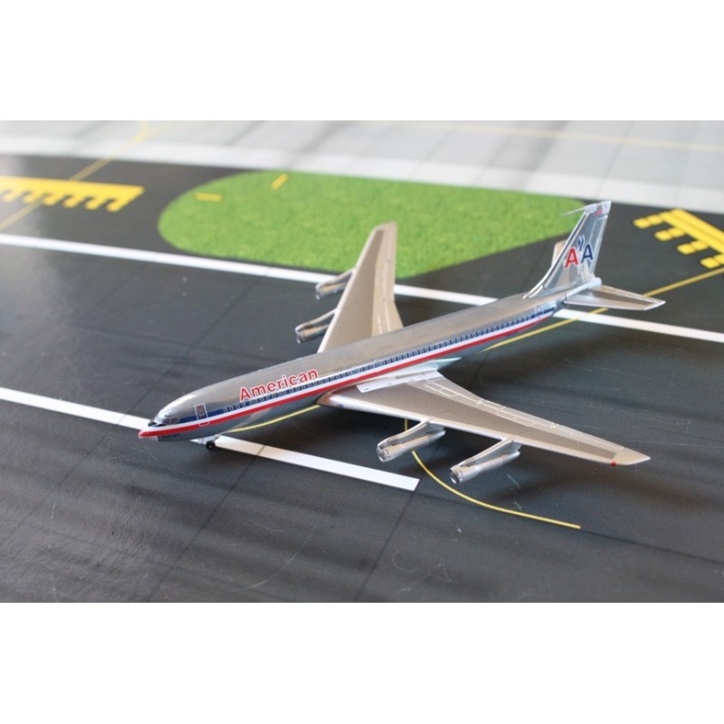 Model Boeing 707-320B American Airlines, skala 1/400, GeminiJets. Malowanie American Airlines, szczegółowy model.