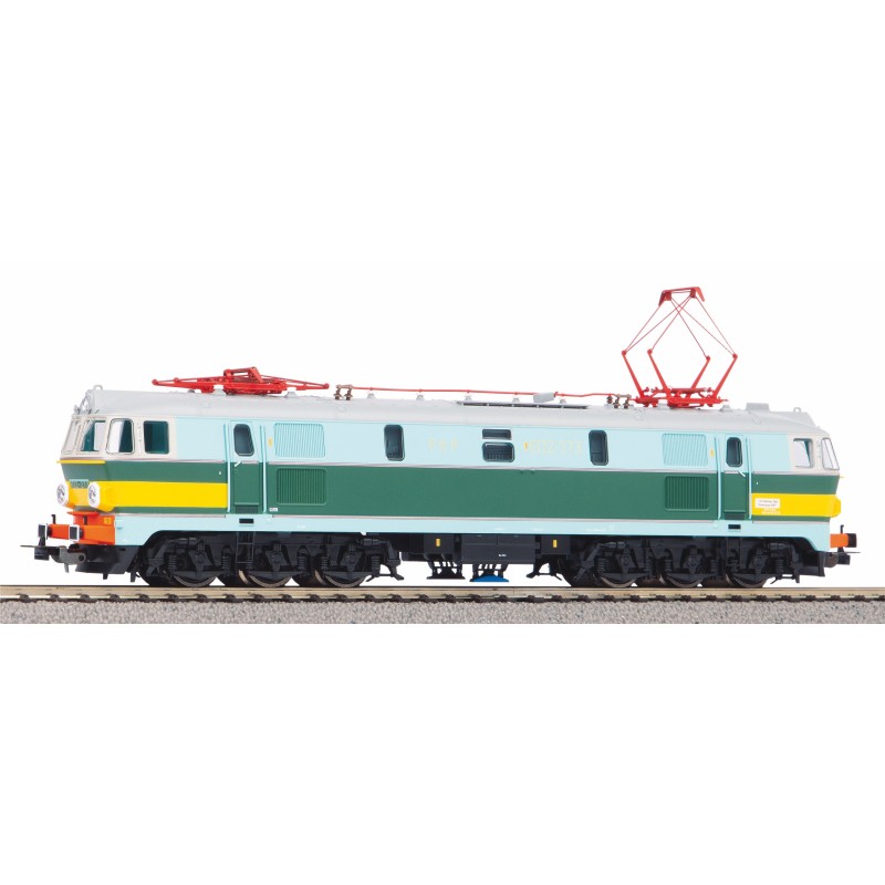 Elektrowóz towarowy ET22-273 PKP, skala 1:87, zielono-żółto-biały.