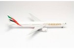 B777-300ER Emirates