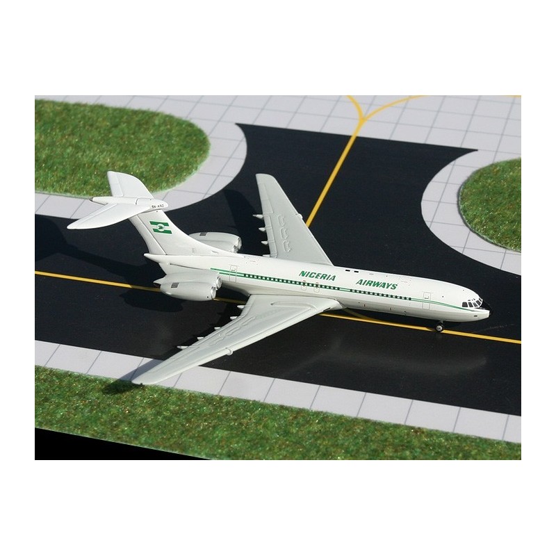 Model samolotu Vickers VC10, skala 1:400, GeminiJets. Malowanie Nigeria Airways, nr rej. 5N-ABD.