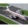 Model samolotu DC-8-21, skala 1:400, GeminiJets. Malowanie linii United, białe, pomarańczowe i niebieskie paski.
