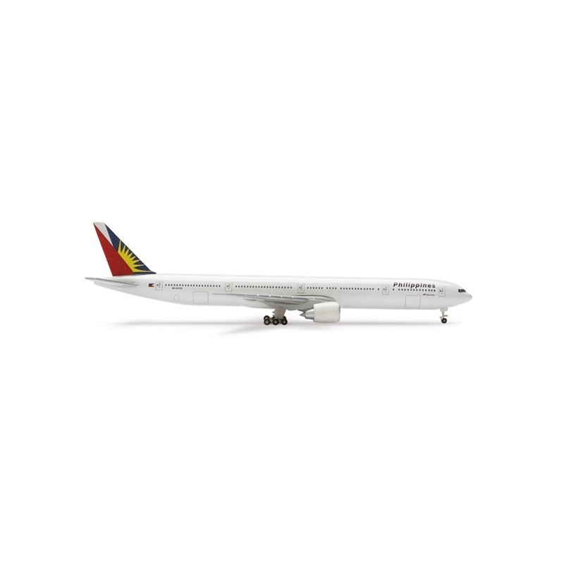 Model Philippine Airlines Boeing 777-300ER, skala 1:500, Herpa. Biały kadłub, ogon z żółtym słońcem, napis "Philippines".