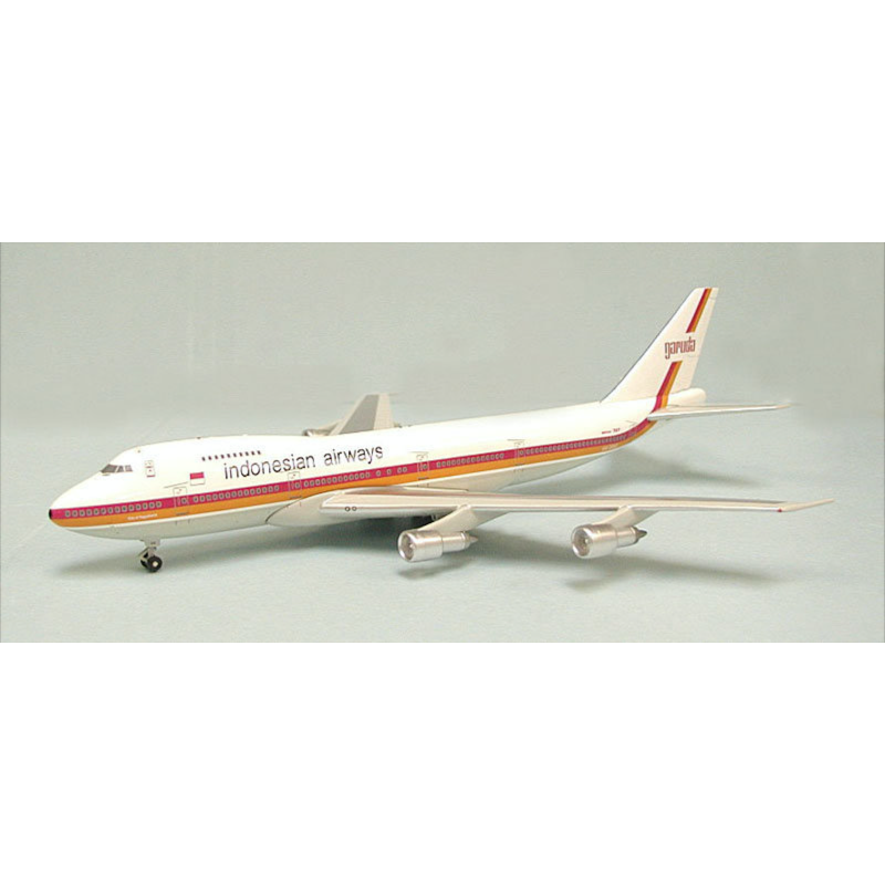 Boeing 747-200, skala 1:400, Star Jets. Malowanie Garuda Indonesian Airways.