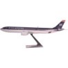 Model samolotu AIRBUS A330-300, skala 1:200, Hogan. Malowanie U.S Airways, czerwono-biało-czarne detale.