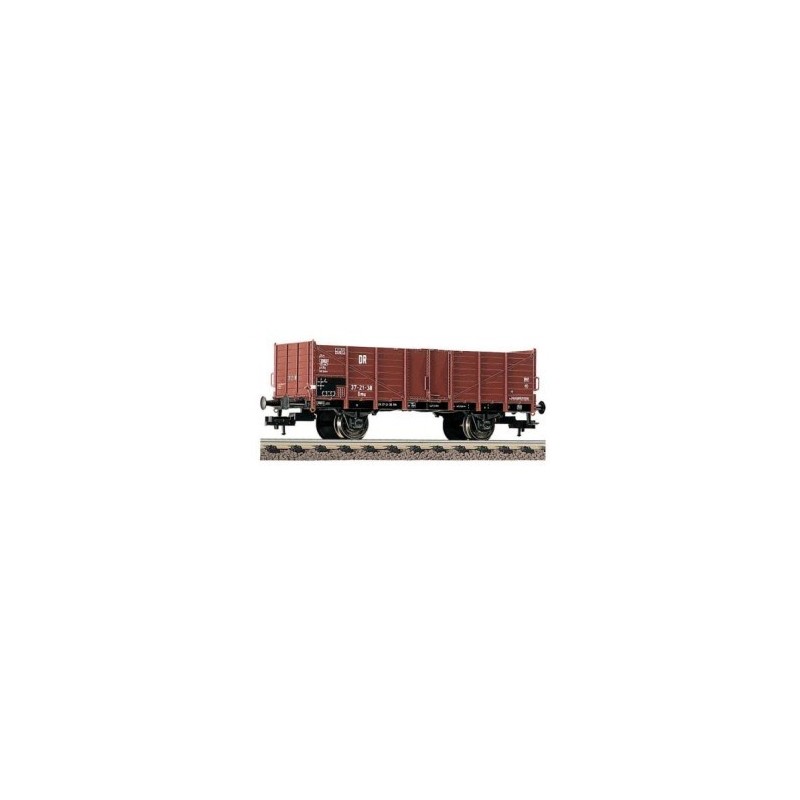 Wagon towarowy Omu DR ep.III, skala 1/87H0. Czerwony, z detalami.