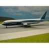 Model Boeing 767-300ER, skala 1:200. Malowanie KLM, biało-niebieski.