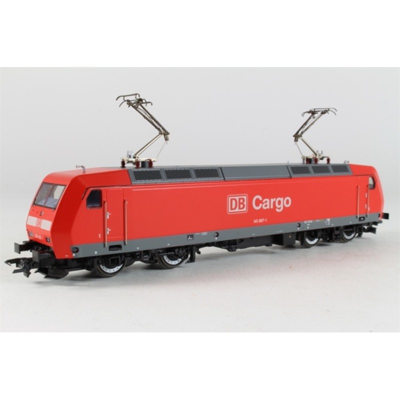 Lokomotywa elektryczna ROCO 63560, skala nieokreślona, producent ROCO. Czerwony pociąg towarowy DB Cargo.
