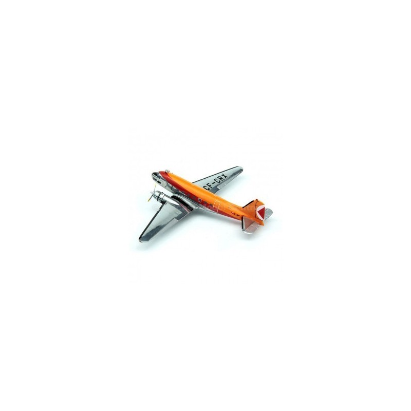 Model samolotu Douglas DC-3, skala 1:250, CP Air, malowanie CF-CRX.