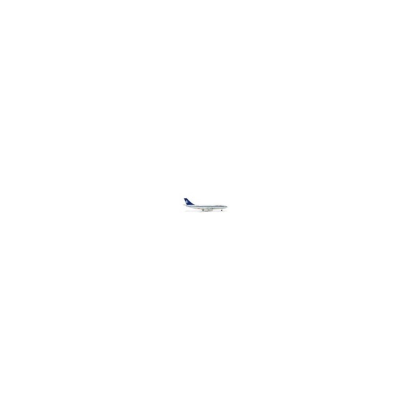 China XinJiang Airlines Ilyushin IL-86 - model redukcyjny