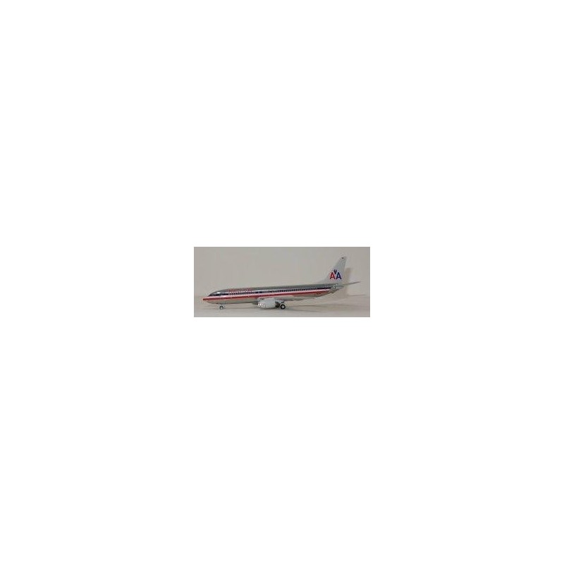 Model Gemini Boeing 737-800, skala 1:200, American Airlines, czerwono-szary kadłub, logo AA.