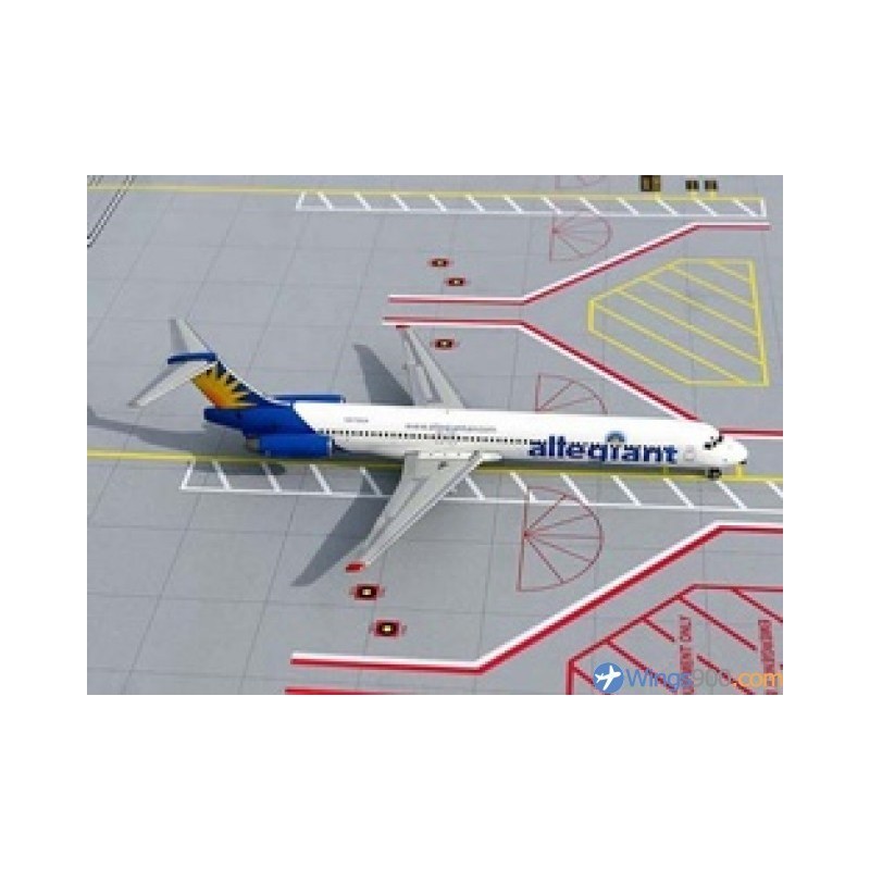 Model redukcyjny McDonnell Douglas MD-83, skala 1:400, Gemini Jets. Malowanie Allegiant, detale linii lotniczej.