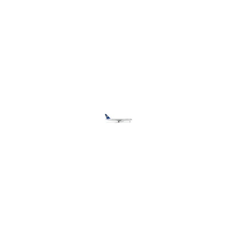 Model Boeing 767-300 Air Astana