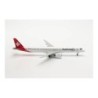 Model redukcyjny Embraer E195-E2, skala 1:200, Herpa. Malowanie Helvetic Airways, numer rejestracyjny HB-AZI.